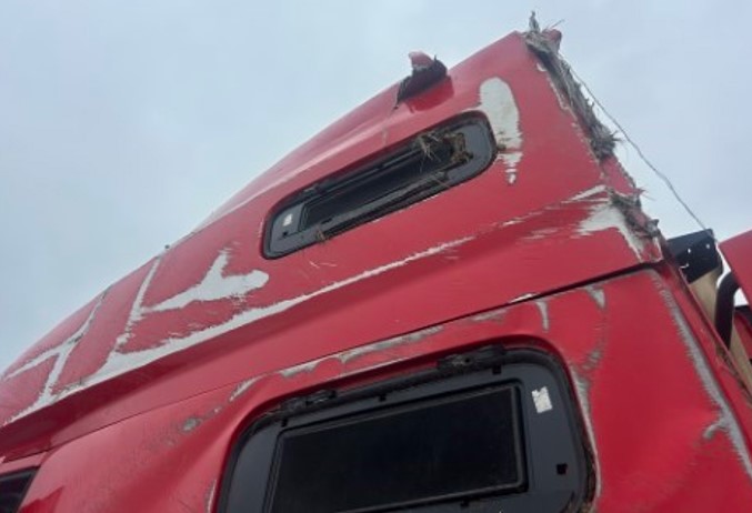 2019 Volvo VNL 760 - Image 3
