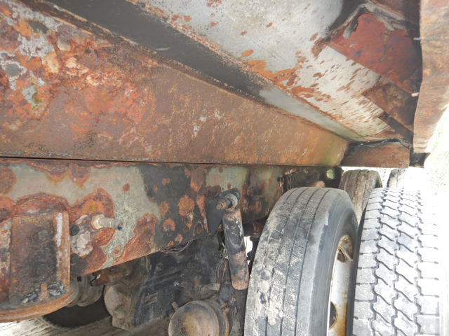 2019 Western Star 4900SB Dump Truck - Image 20