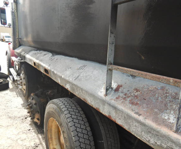 2019 Western Star 4900SB Dump Truck - Image 7
