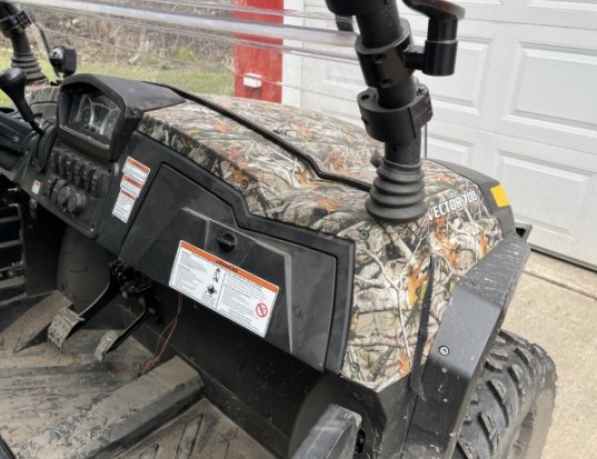 2020 Vector 700cc UTV - Image 10