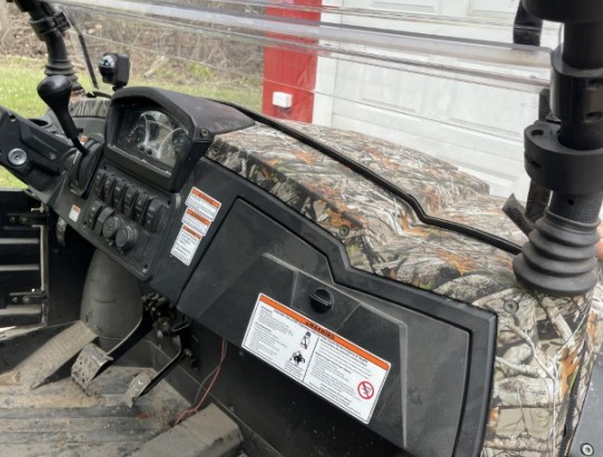 2020 Vector 700cc UTV - Image 22