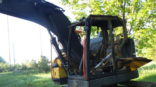 2020 Volvo ECR 145EL Excavator - Image 4