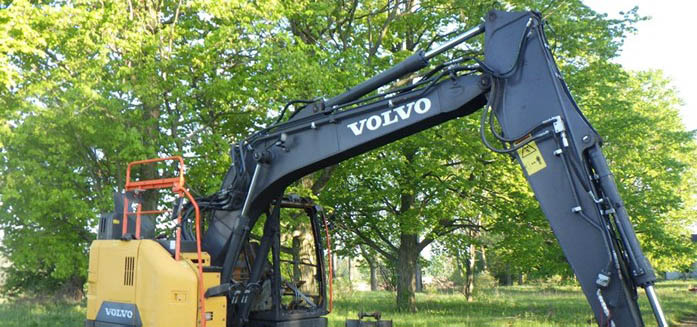 2020 Volvo ECR 145EL Excavator - Image 6