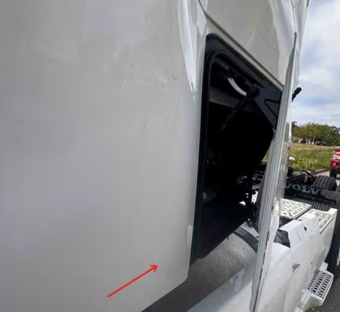 2020 Volvo VNL - Image 10
