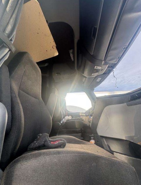 2021 Freightliner New Cascadia - Image 9