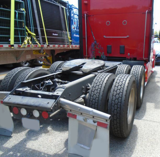 2021 Kenworth T680 - Image 3