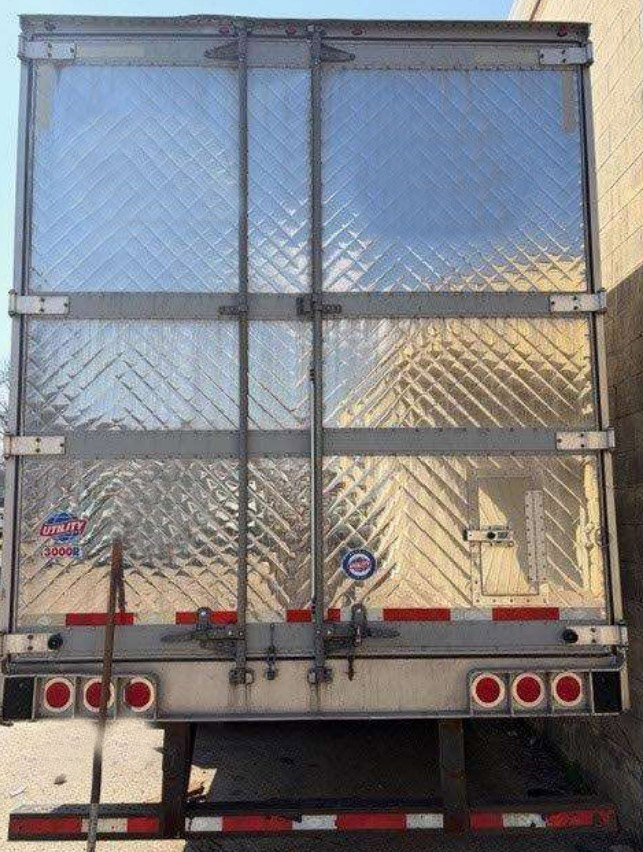 2021 Utility Trailer Manufacturing Reefer - Image 5