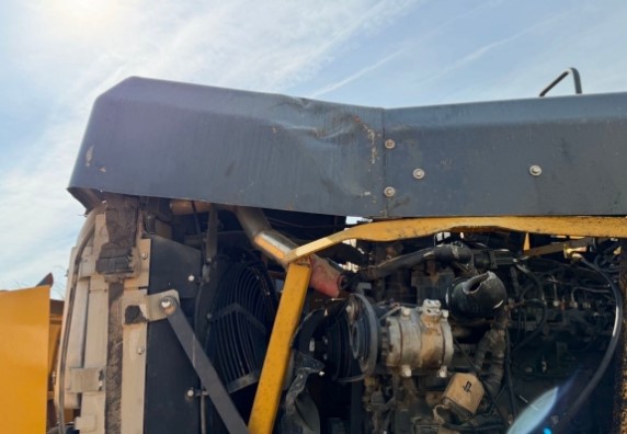 2021 XCMG 210U Excavator - Image 19