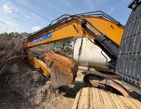 2021 XCMG 210U Excavator - Image 2