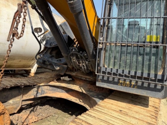 2021 XCMG 210U Excavator - Image 4