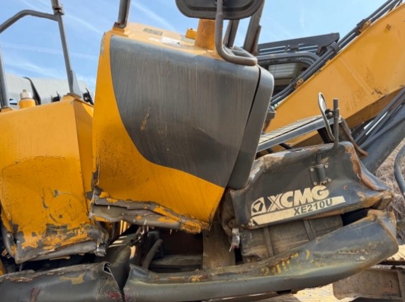 2021 XCMG 210U Excavator - Image 8