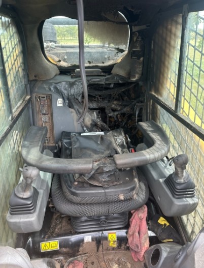 2022 Caterpillar 299D3 XE Skid Steer - Image 6