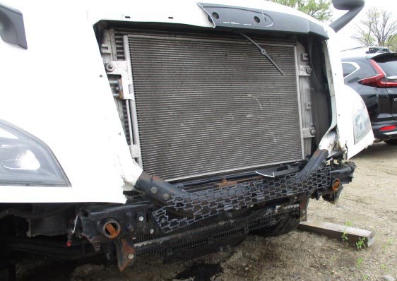 2022 Freightliner Cascadia - Image 12