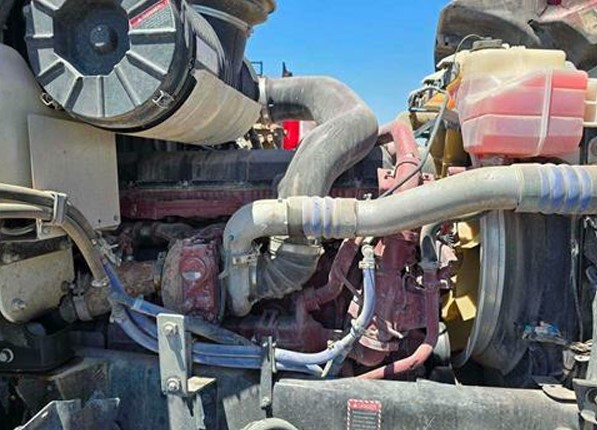 2022 Mack Granite GR64F Hot Oil Injection Truck - Image 15