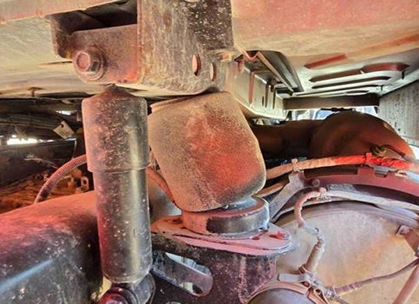 2022 Mack Granite GR64F Hot Oil Injection Truck - Image 19