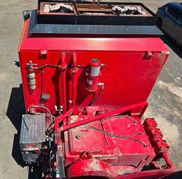 2022 Mack Granite GR64F Hot Oil Injection Truck - Image 21