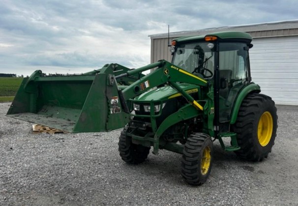 2022 John Deere 4066R Tractor