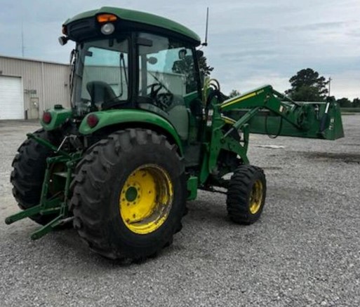 2022 John Deere 4066R Tractor - Image 4