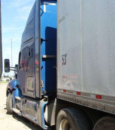 2022 Kenworth T680 - Image 2