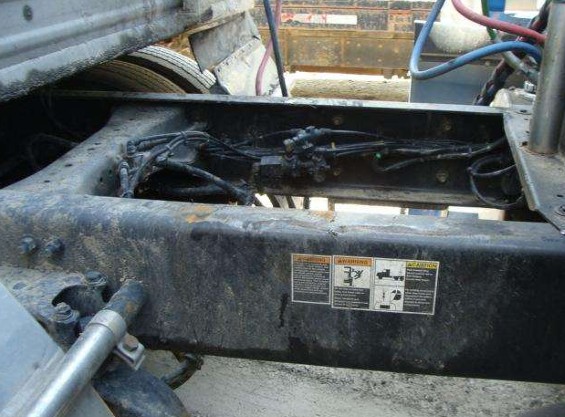 2022 Kenworth T680 - Image 24