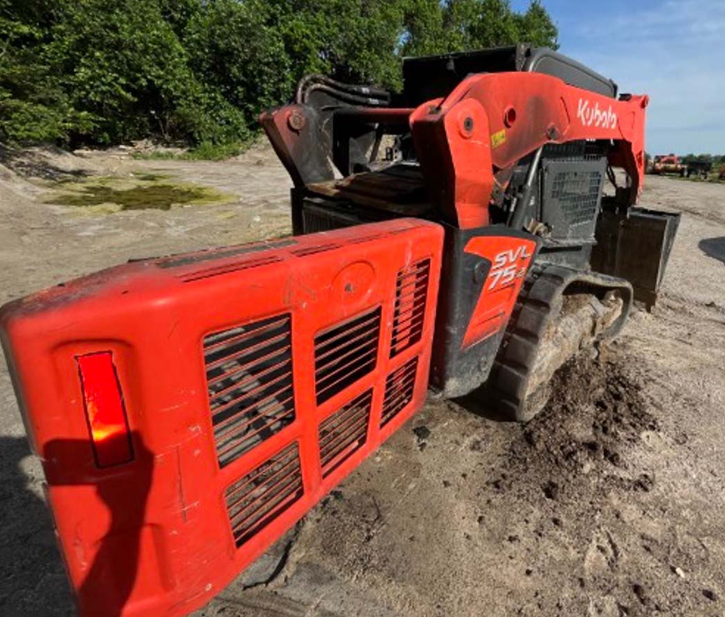 2022 Kubota SVL 75-2 Compact Track Loader - Image 9