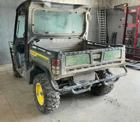 2023 John Deere Gator XUV 835M - Image 4