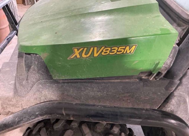 2023 John Deere Gator XUV 835M - Image 8