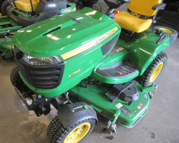 2023 John Deere X758 Mower