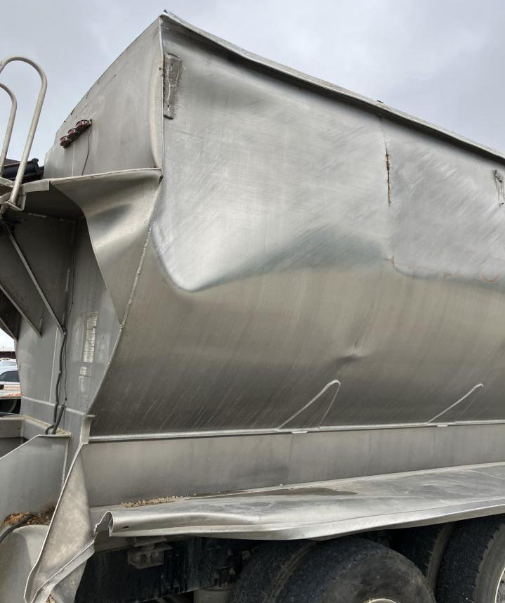 2024 Freightliner 114SD Feed Truck - Image 14