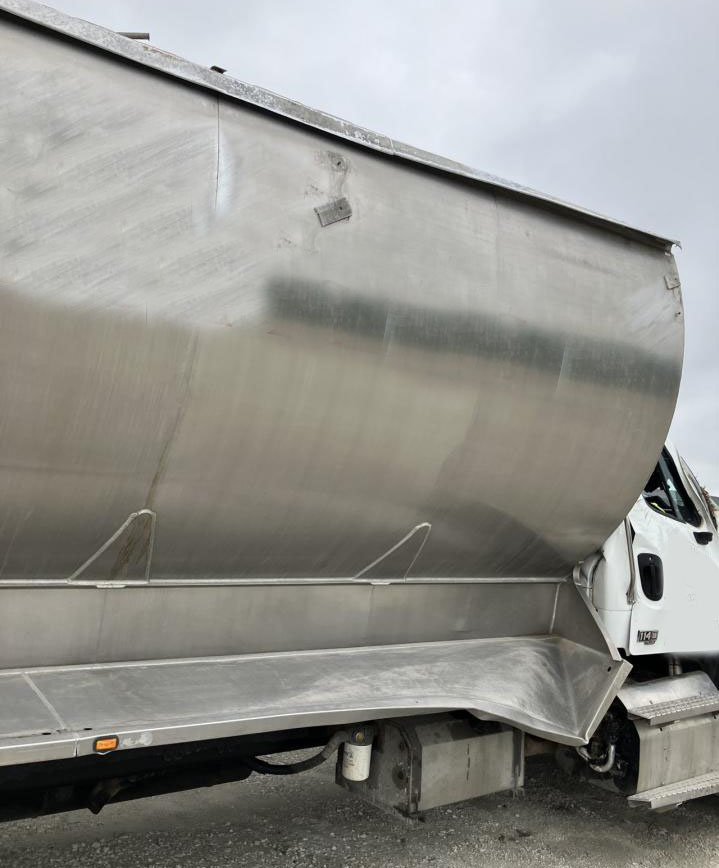 2024 Freightliner 114SD Feed Truck - Image 17