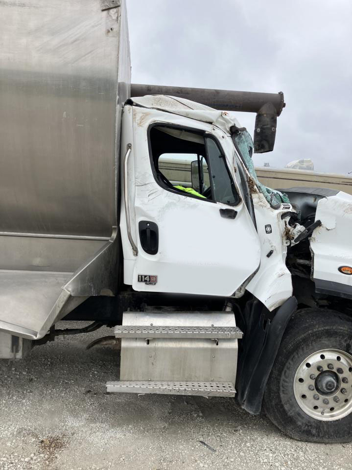 2024 Freightliner 114SD Feed Truck - Image 4