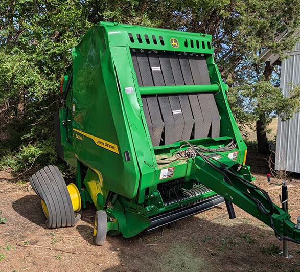 2024 John Deere 561M Baler - Image 2
