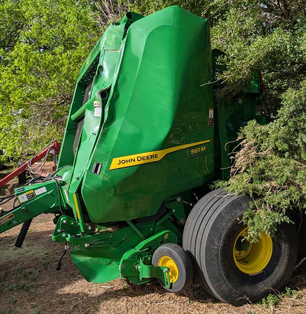 2024 John Deere 561M Baler - Image 7