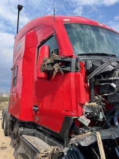 2024 Kenworth T680 - Image 2