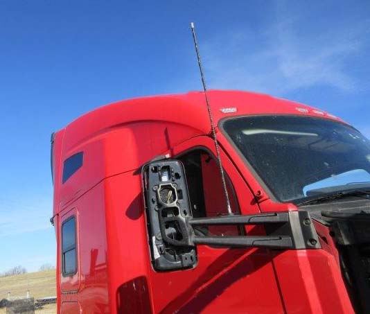 2024 Kenworth T680 - Image 4