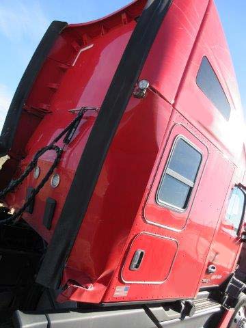 2024 Kenworth T680 - Image 5
