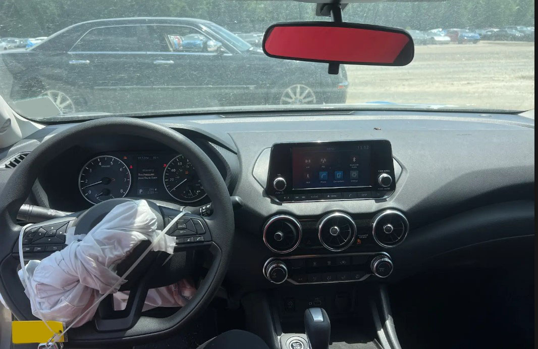 2025 Nissan Sentra S - Image 9