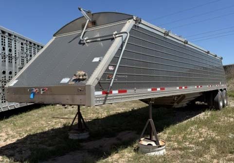 2025 Timpte Roughneck Hopper Trailer - Image 3