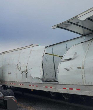 2025 Vanguard Trailer - Image 2