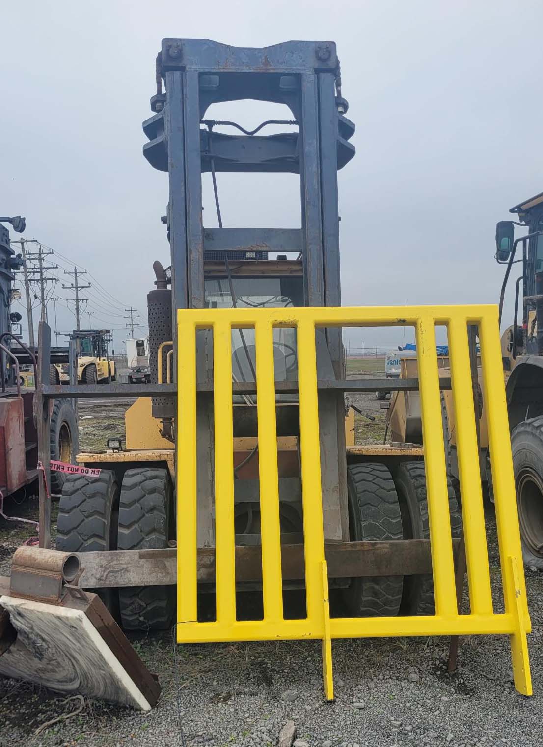 Various Equipment - Image 15