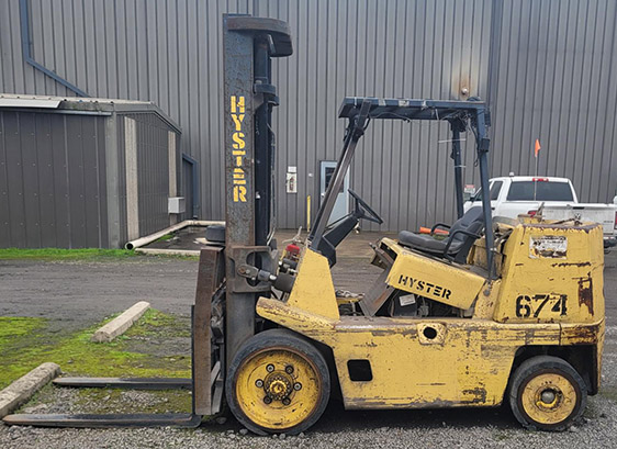 Various Equipment - Image 18