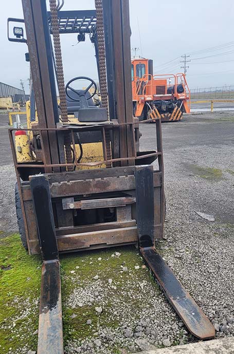 Various Equipment - Image 19