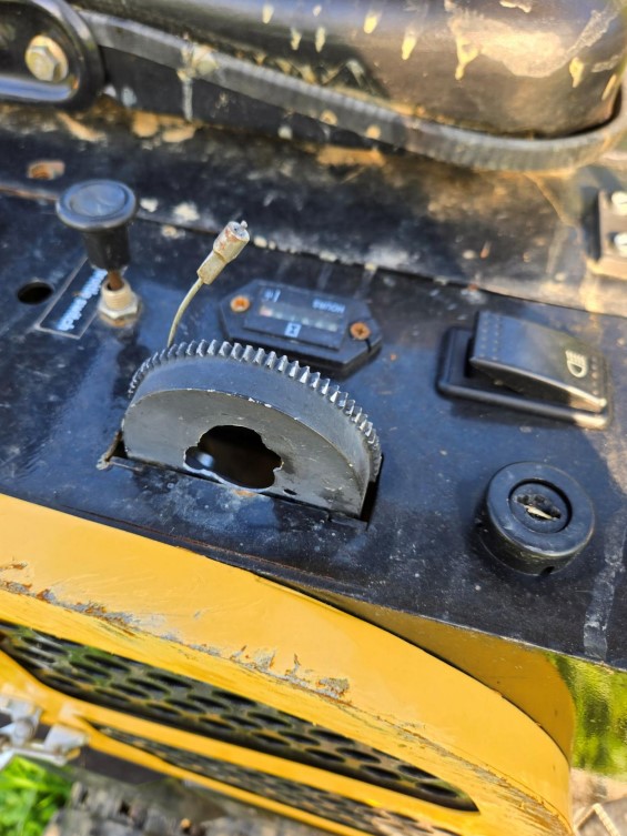 2024 AGT Industrial QH12R Mini Excavator - Image 8