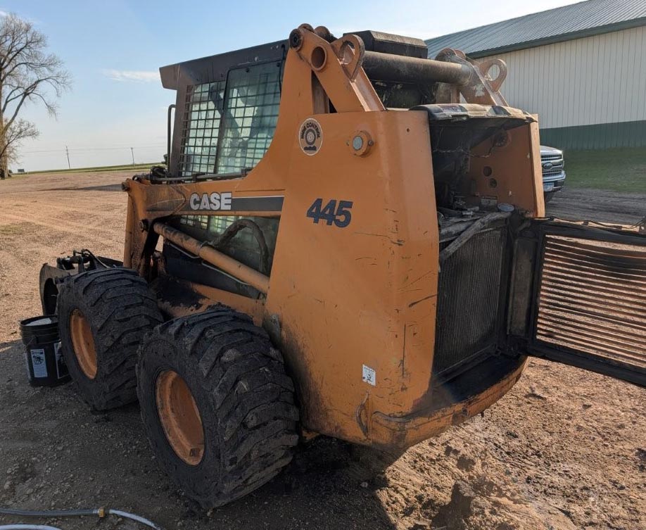 2007 Case 445 Skid Steer - Image 3