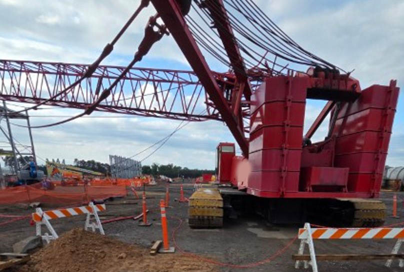 2000 Manitowoc 999 Crane - Image 2