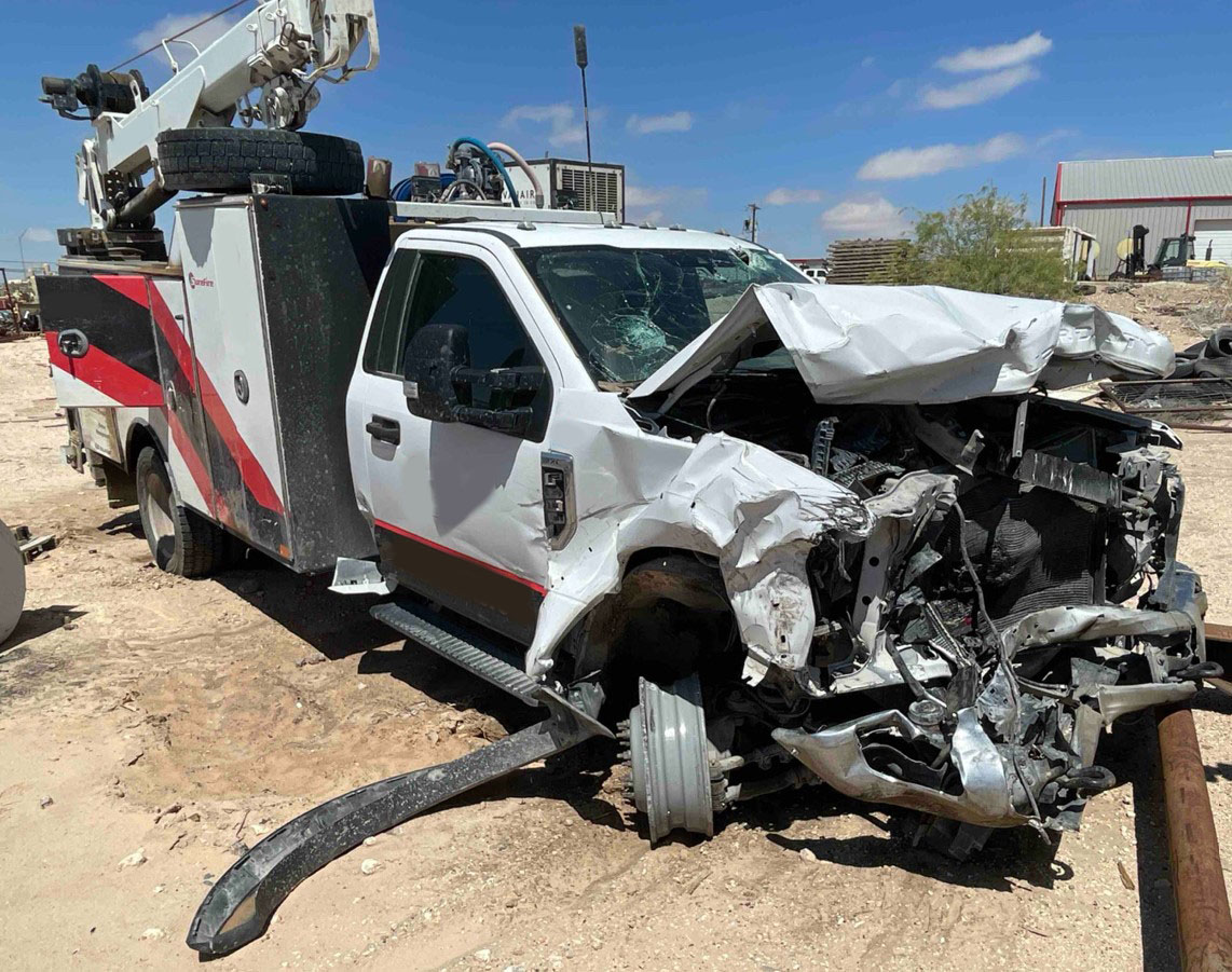 2020 Ford F600 with 2020 Summit 6620 Crane