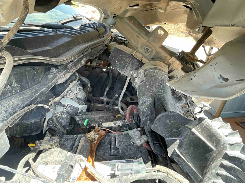 2020 Ford F600 with 2020 Summit 6620 Crane - Image 16