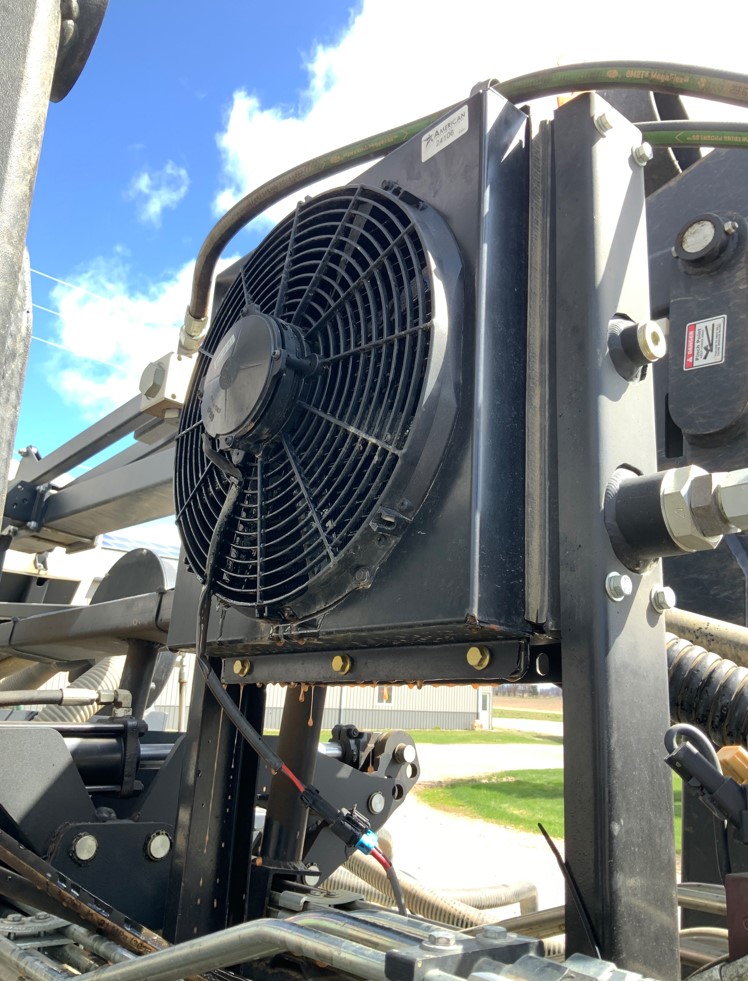 2022 Harvest International 1.5 Series Planter - Image 5