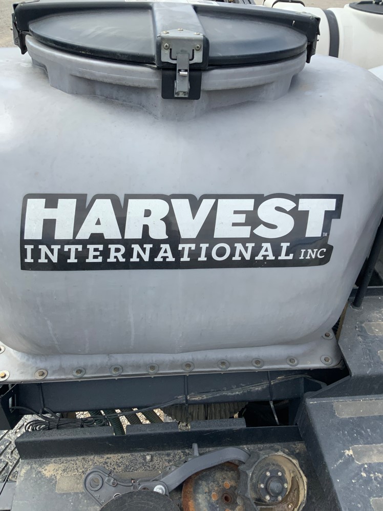 2022 Harvest International 1.5 Series Planter - Image 9
