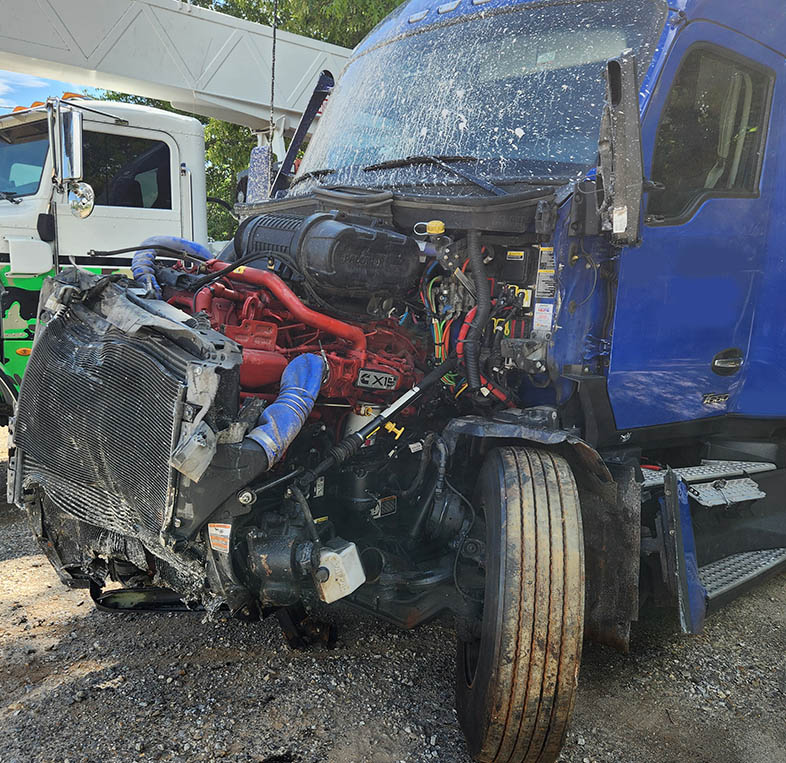 2024 Kenworth T680 - Image 2